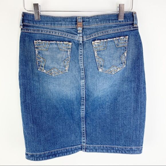 Tommy Hilfiger Junior‎ Distressed Jean Skirt w/Star Embroidery Sz 3 - Picture 5 of 13